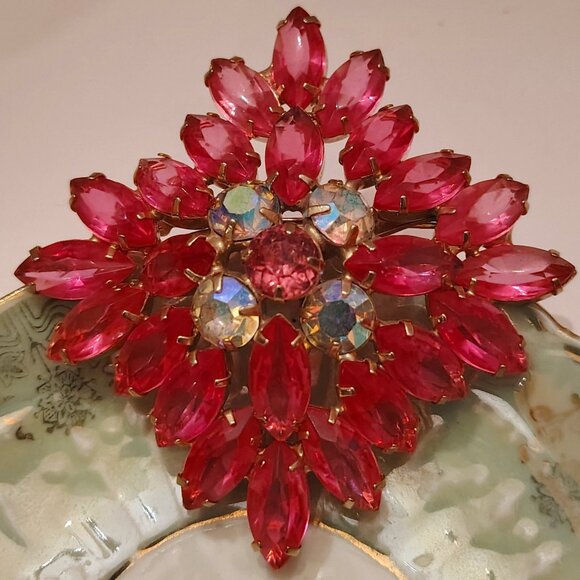 Vintage Rare Large Pink Faceted Navette Brooch Aurora Borealis AB Open Back - Picture 1 of 11